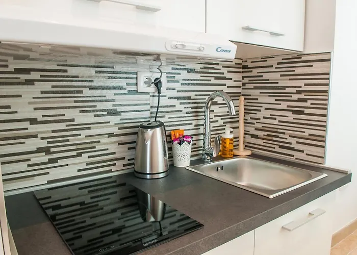 Bazzar * 트로기르