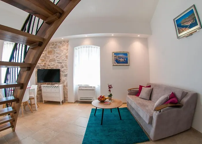 Lägenhet Bazzar Trogir