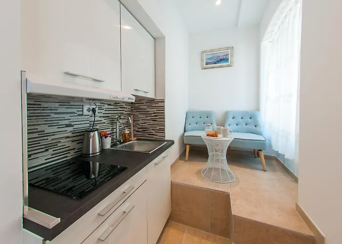 Bazzar Apartment